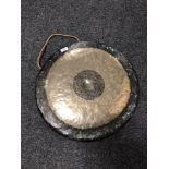 An Eastern gong, diameter 53 cm.