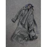 A gent's Barbour trench coat C36/91 cm