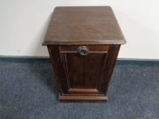 An Edwardian mahogany coal receiver with liner