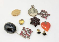 Antique jewellery including agate, citrine, garnet,