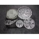 A tray containing assorted glassware to include fruit bowls, comports, glass horn etc.