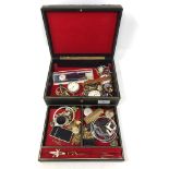 A jewellery box of costume jewellery, Colibri lighter,