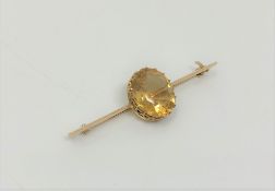 A 15ct gold citrine brooch. CONDITION REPORT: 3.