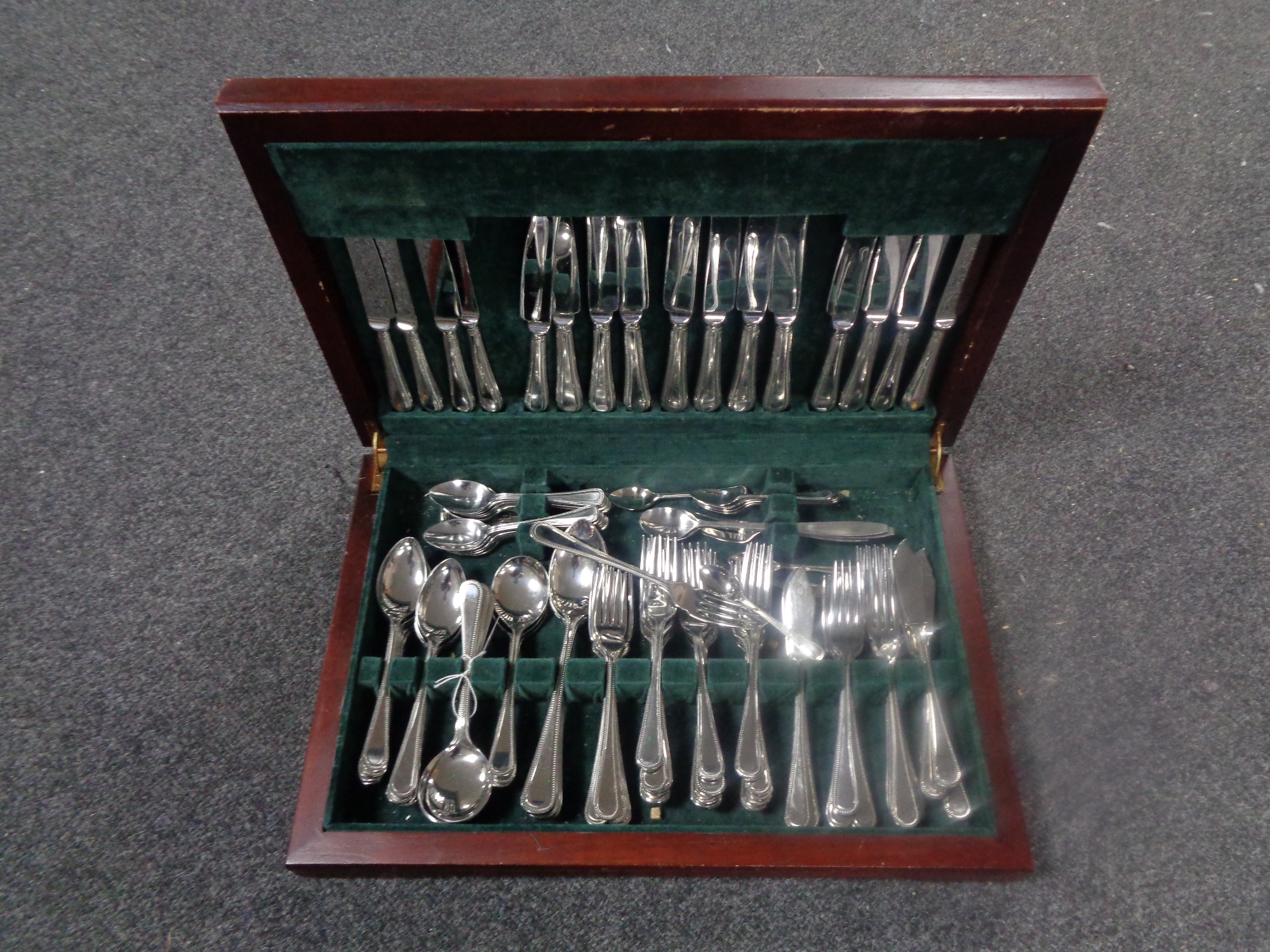 A canteen of Jonelle stainless steel cutlery.