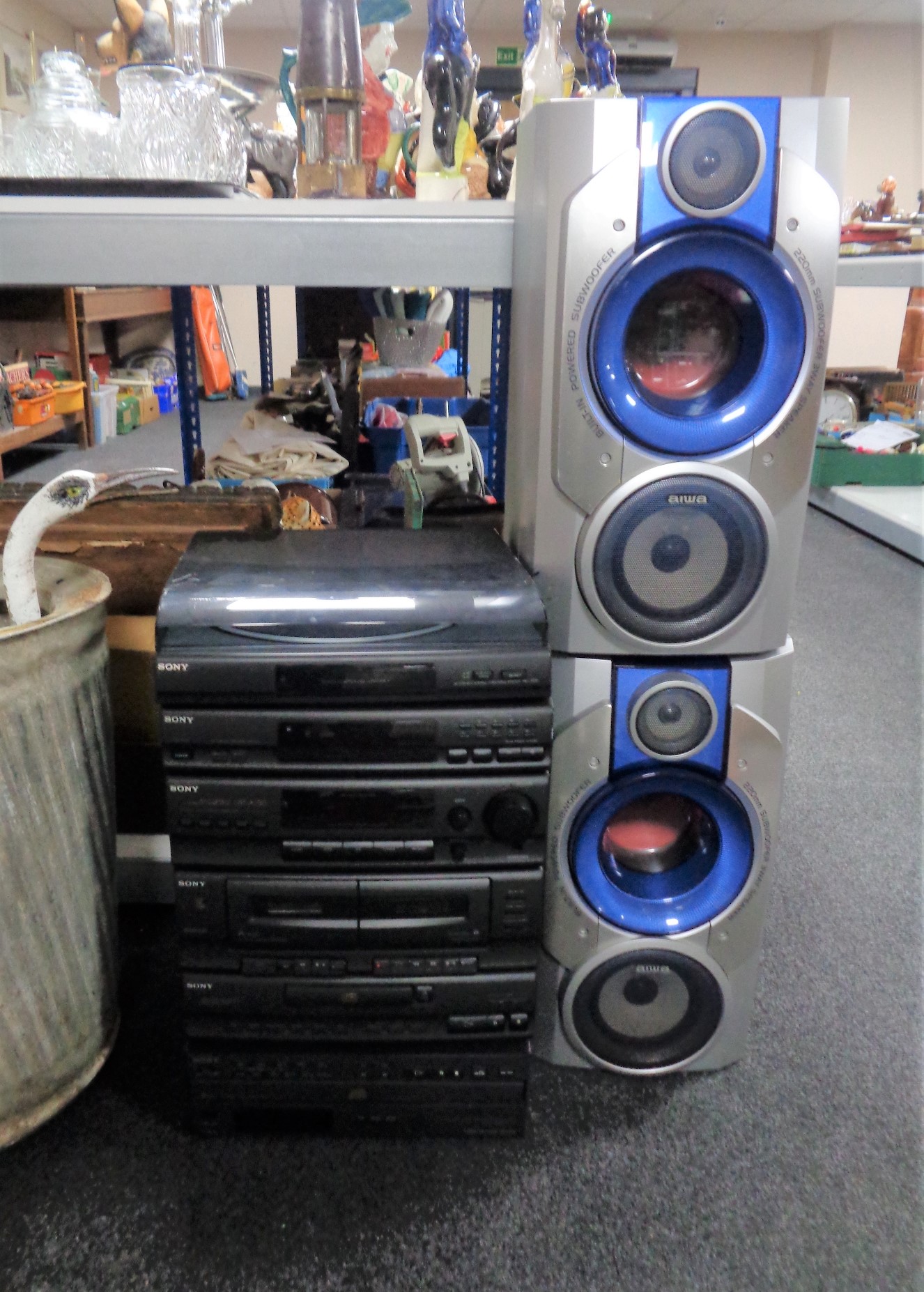 A Sony hi/fi system and a pair of Aiwa speakers