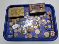 An interesting group of collectables including - Two WWI medals (96713 GNR J Goundry R.A.