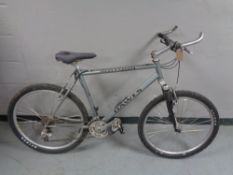 A Dawes Watoga front suspension mountain bike.