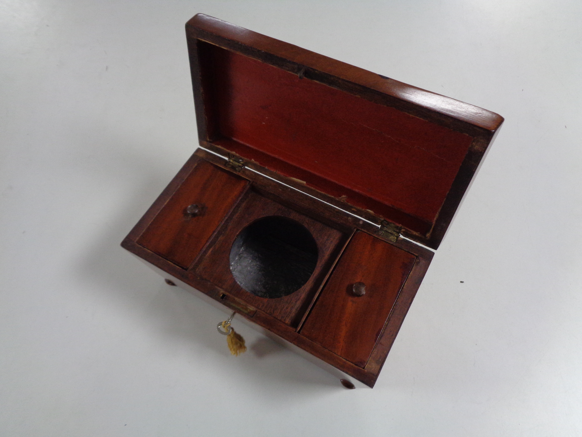 A Georgian mahogany fitted tea caddy with key - Image 2 of 2