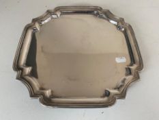 A shaped silver tray, width 30 cm, 699g, Birmingham 1998.