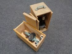 Two cased vintage microscopes (Af)