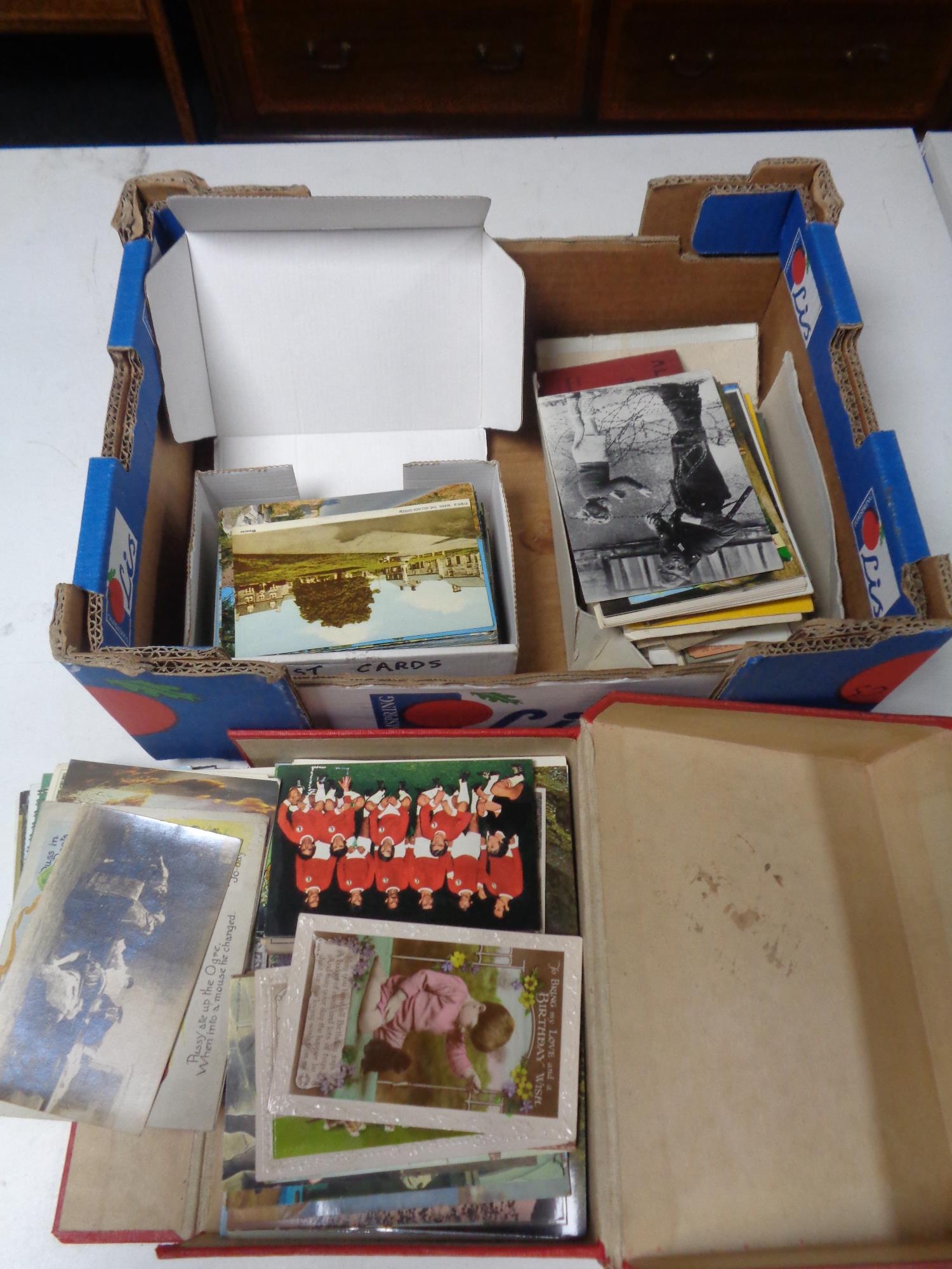 Two boxes containing a large quantity of 20th century postcards. - Image 2 of 2