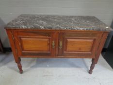 A late nineteenth century marble topped wash stand (Af)