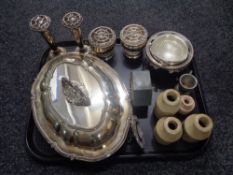 A tray containing 20th century plated wares to include bud vases, entrée dish with cover,