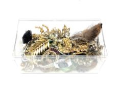 A box of costume jewellery,