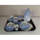 A tray of fourteen pieces of Bing & Grondahl seagull patterned tea china,