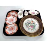 A tray of cabinet china to include Aynsley wall plate,