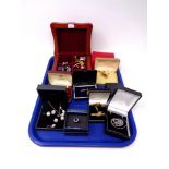 A tray containing a quantity of assorted costume jewellery and gent's cufflinks, dress rings etc.