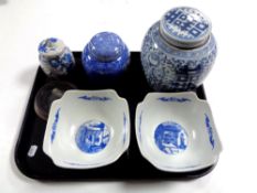 A tray containing 19th century and later Chinese blue and white wares to include ginger jar,
