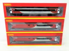 Hornby : R4752 Virgin Mk 3 1st Class Coach '41159', R4753 Virgin Mk 3 Buffet Car '40708' (X2),