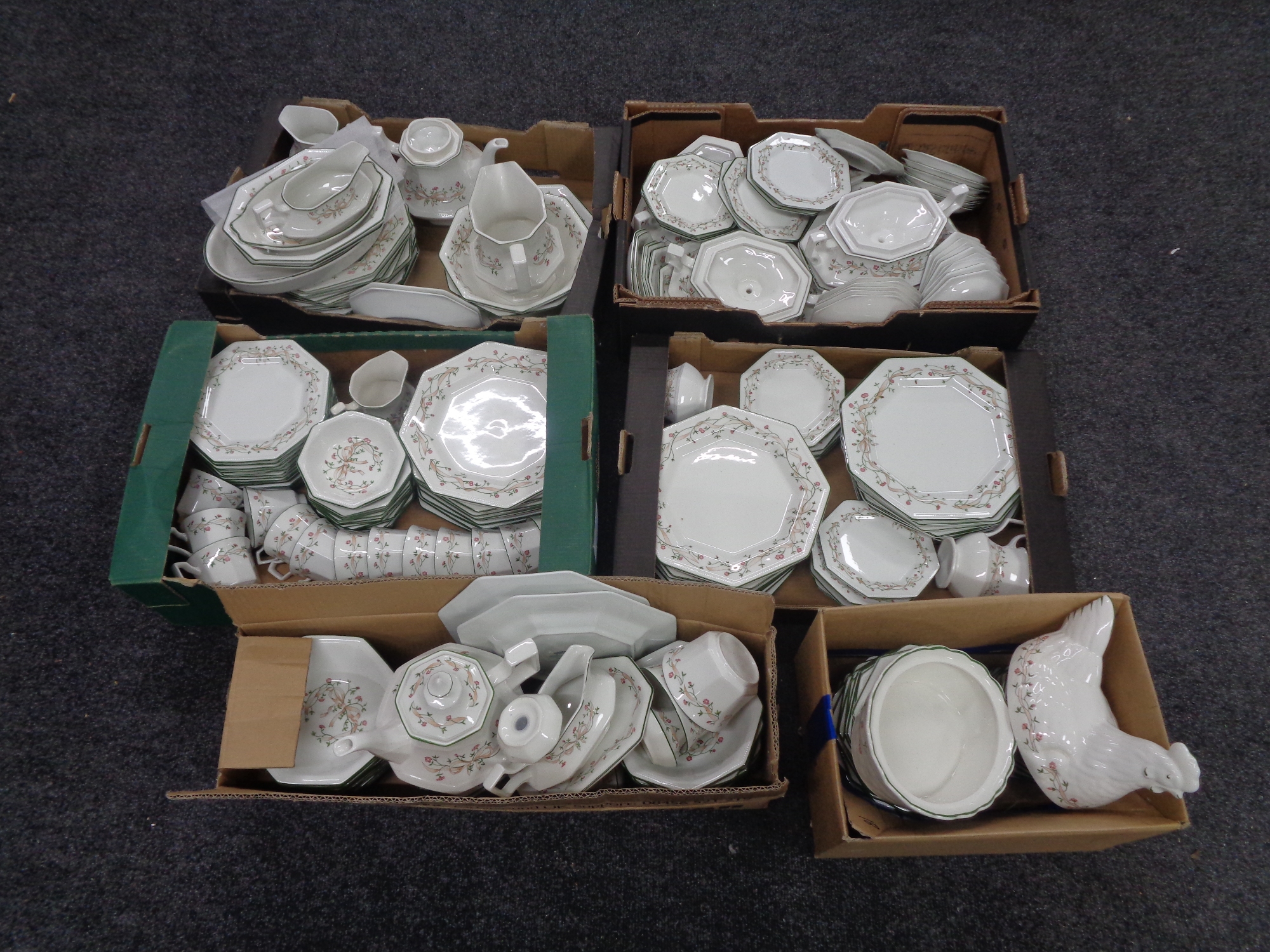 An extensive Johnson Brothers Eternal Bow tea and dinner service (approximately two hundred and - Image 2 of 2