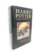 Harry Potter and The Deathly Hallows, Bloomsbury, First Edition, ISBN 978-0-74759-107-8,