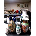 A tray of of assorted oriental style vases and decorative egg on stand