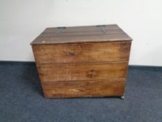 An antique pine storage box (a/f)