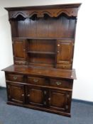 A good quality oak Welsh dresser,