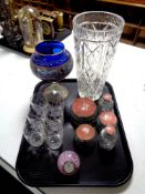 A tray containing assorted glassware to include a Venetian blue glass goblet, lead crystal vase,