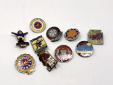 Ten Butlins badges