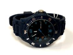 A Gentleman's Avalanche wrist watch on rubber strap