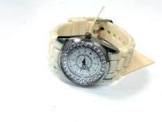 A Lady's Y & D wrist watch on rubber strap