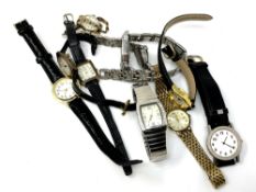 A quantity of wristwatches