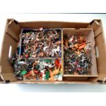 A box of a large quantity of mid 20th century plastic soldiers to include Britains,