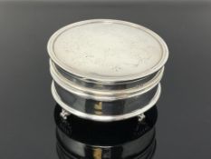 A silver trinket box, 112g.