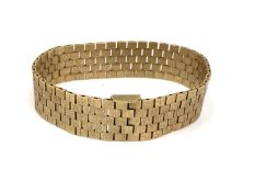 A 9ct gold flat link bracelet, 33.