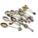 Sixteen silver teaspoons, 182.