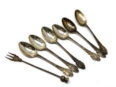 Six silver teaspoons, 80.