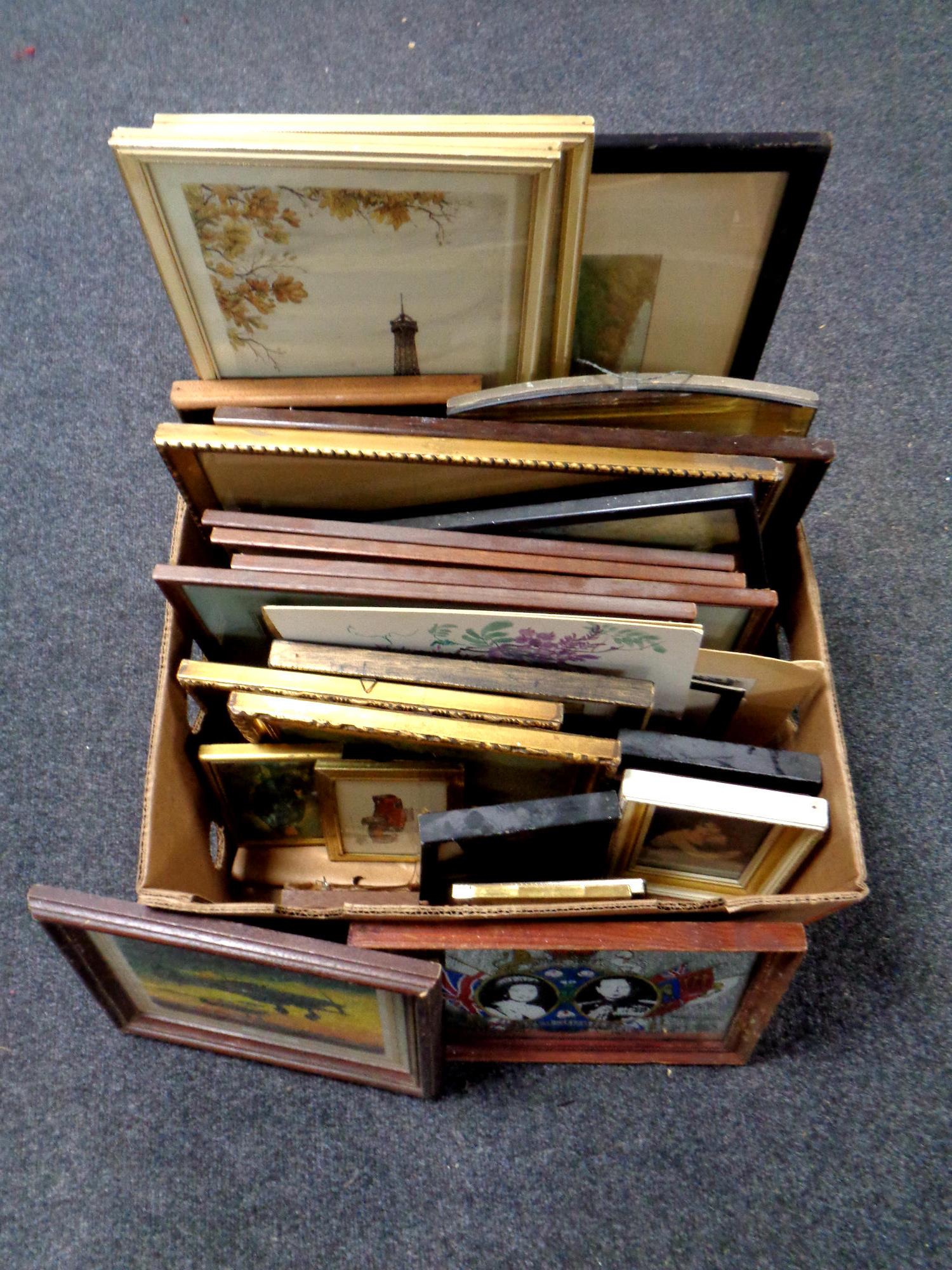 A box containing a quantity of pictures and prints, Silver Jubilee picture mirror,