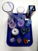 A tray of assorted glass ware : Caithness vases, Art Glass vase,