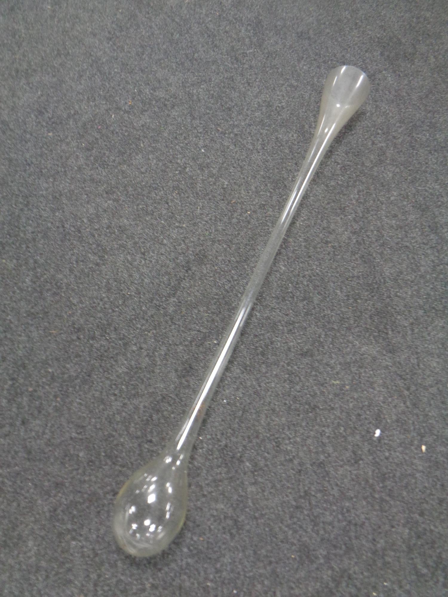 A glass yard of ale together with a glass vase - Image 2 of 2