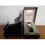 A gent's Seiko wristwatch in box together with a further gent's wristwatch