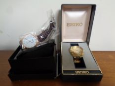 A gent's Seiko wristwatch in box together with a further gent's wristwatch