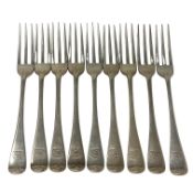 A set of nine Edwardian silver dessert forks, Daniel & John Wellby, London 1909.