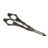 A pair of silver grape scissors, Birmingham 1903. CONDITION REPORT: 151.