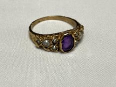 A vintage 9ct gold amethyst and pearl dress ring