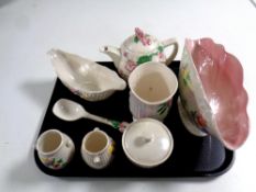 A tray containing eight pieces of Maling lustre ware