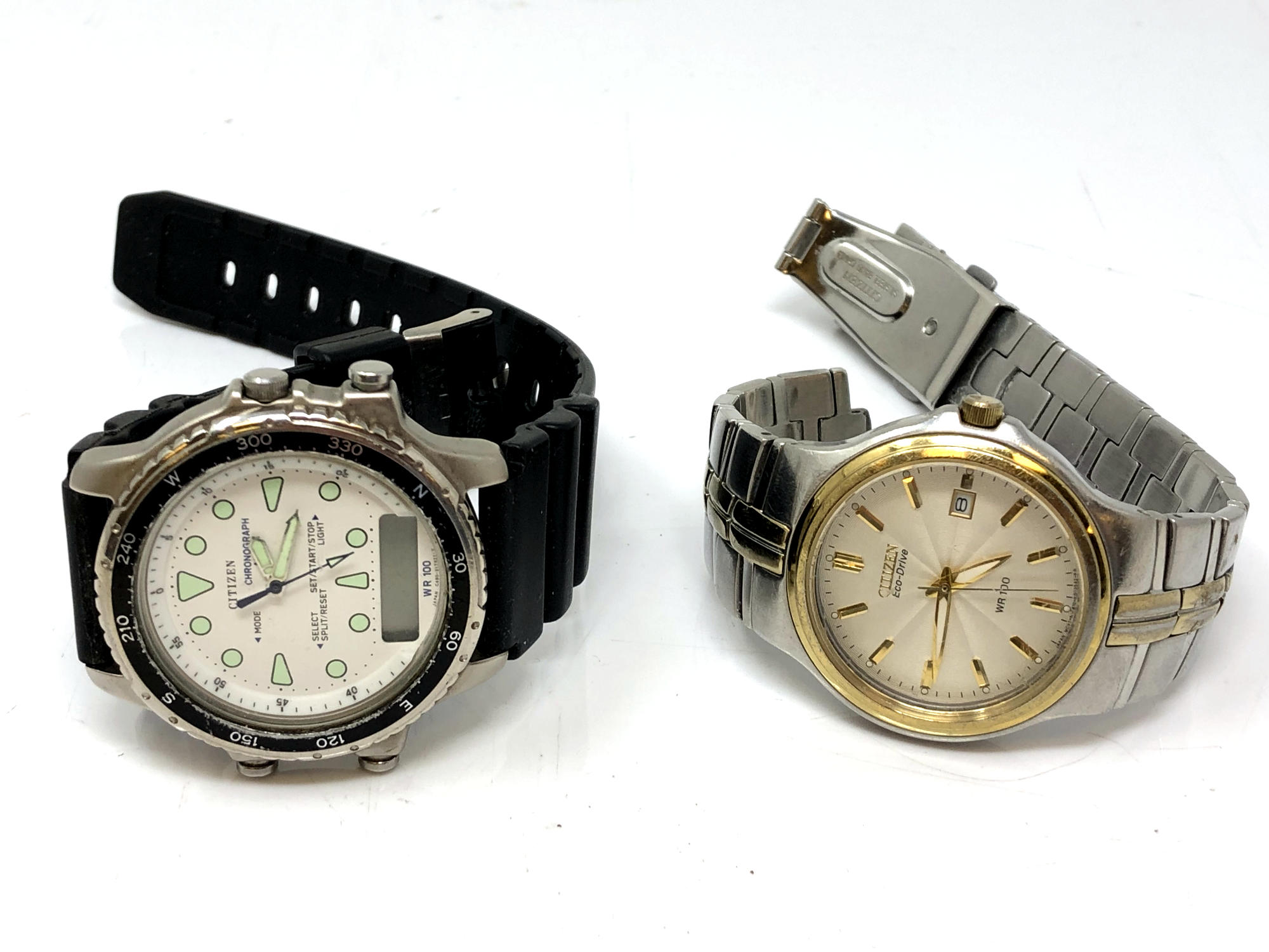 Two gent's Citizen wristwatches CONDITION REPORT: Stainless steel examples requires