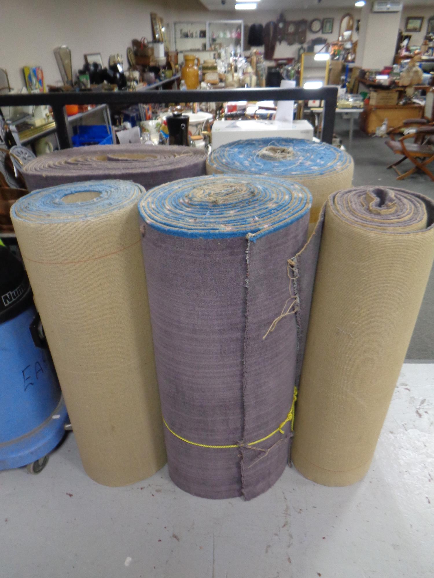 Five rolls of hall carpet