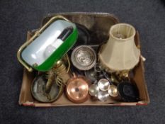 A box containing miscellaneous metal wares to include banker's lamp, brass table lamp with shade,